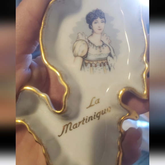 Vintage Limoges France Porcelain Gold Gilded Trinket Dish La Martinique Island. - Picture 7 of 8